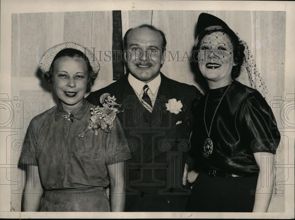 1937 Press Photo Capt Ernest Simpson marries Constance De Bower - Historic Images