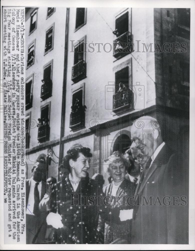 1955 Press Photo President &amp; Mrs Eisenhower outside Little Emmanuel Church - Historic Images