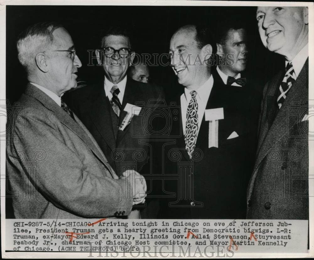 1950 Press Photo Pres. Harry Truman greeted Democratic Bigwigs at Chicago - Historic Images