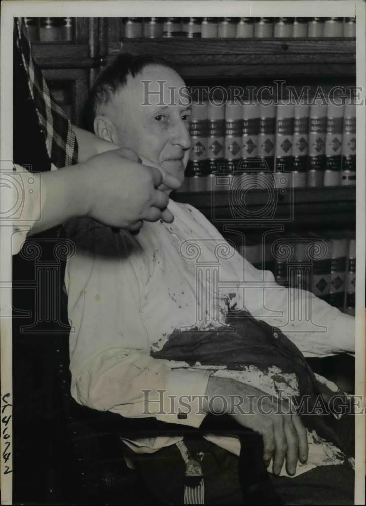 1937 Press Photo Atty. George A.Mason Sr. stabbed by George Chilcharevich - Historic Images