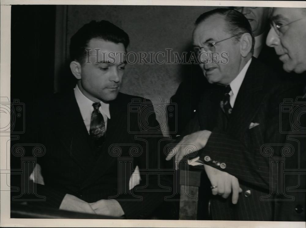 1938 Press Photo Rudolph Sikora On The Witness Stand In Criminal Court - Historic Images