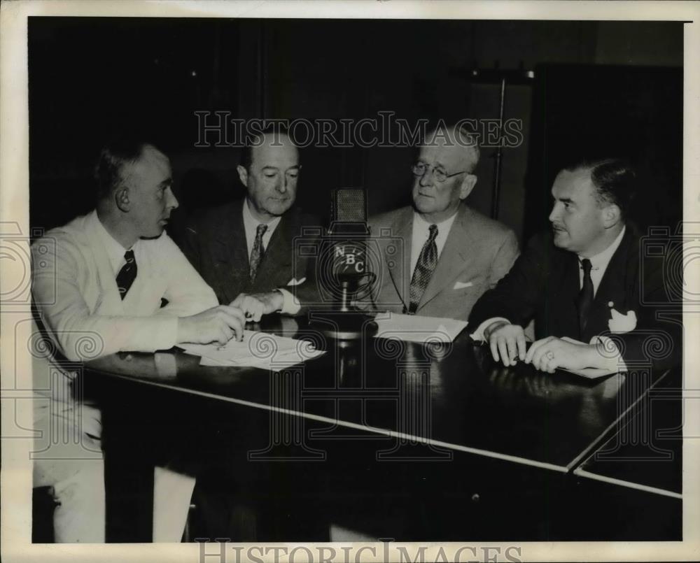 1941 Press Photo First Army-Navy Radio NBC Conference - nef01611 - Historic Images