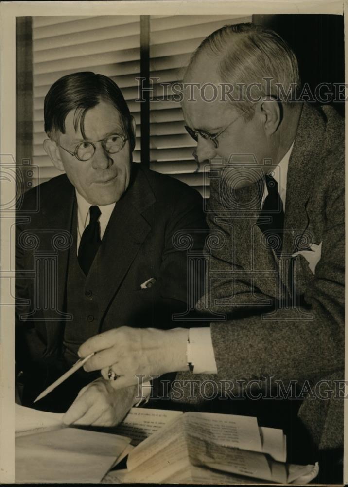 1939 Press Photo Gov.Arthur A. James of Penn and Col. Carl Estes of Harrisburg - Historic Images