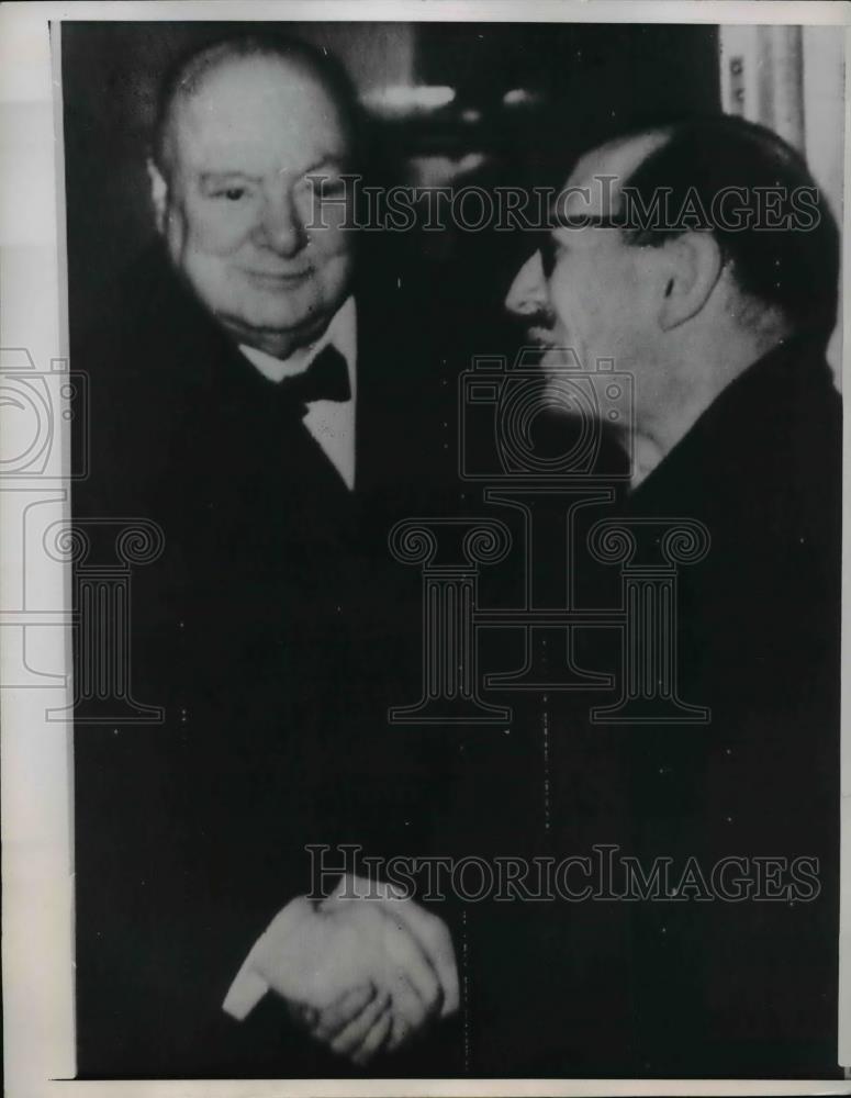 1952 Press Photo Winston Churchill with French Ambassador M.Massigli - Historic Images