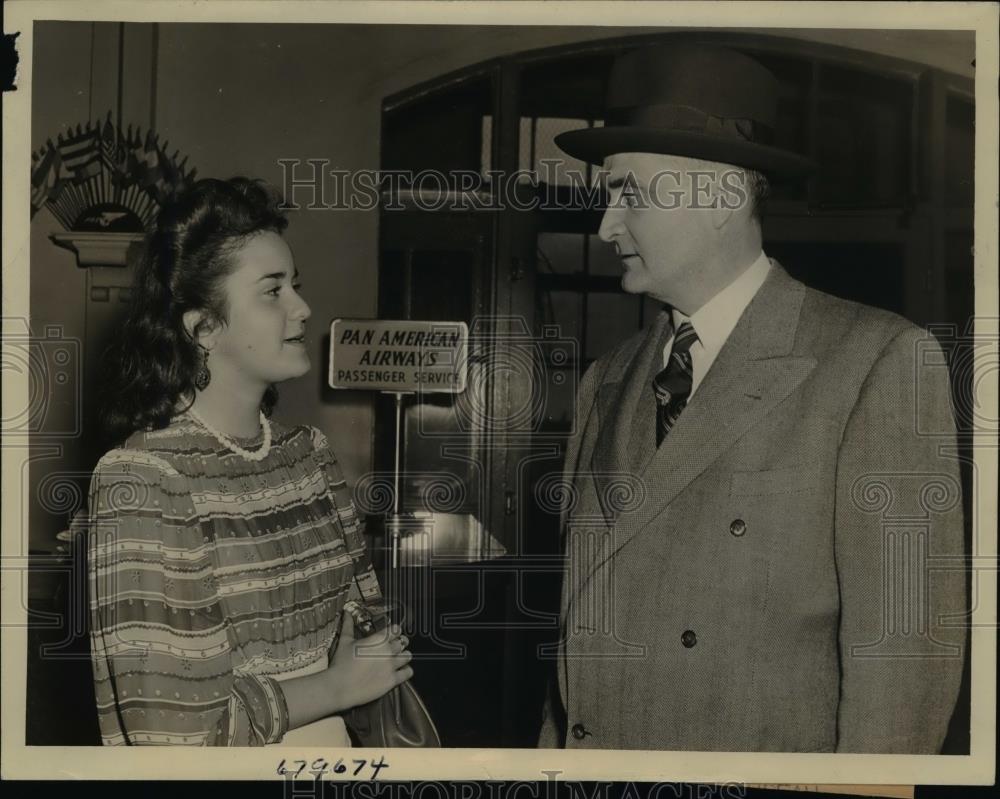 1943 Press Photo Venezuela Minister Dr.Lius G.Pietri and Daughter Antonieta - Historic Images