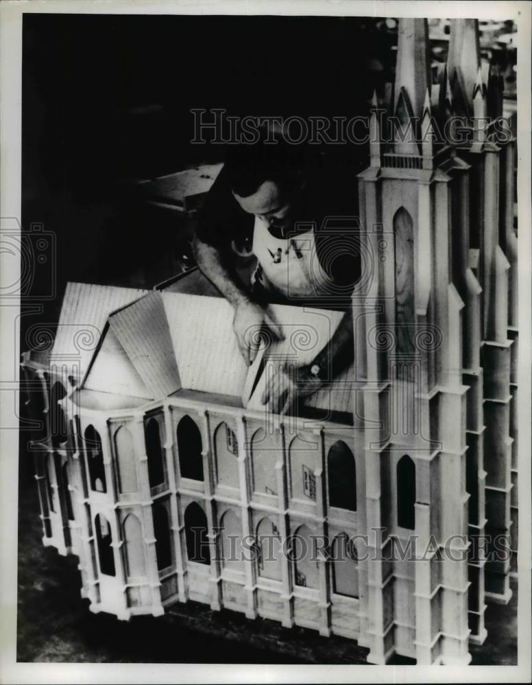 1963 Press Photo Miniature Church - nef02058 - Historic Images