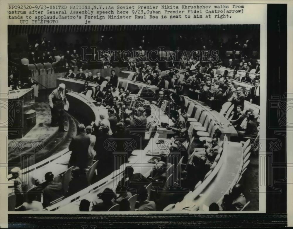 1960 Press Photo Preimer Nikita Krushchev Leaves Podium at UN General Assembly - Historic Images