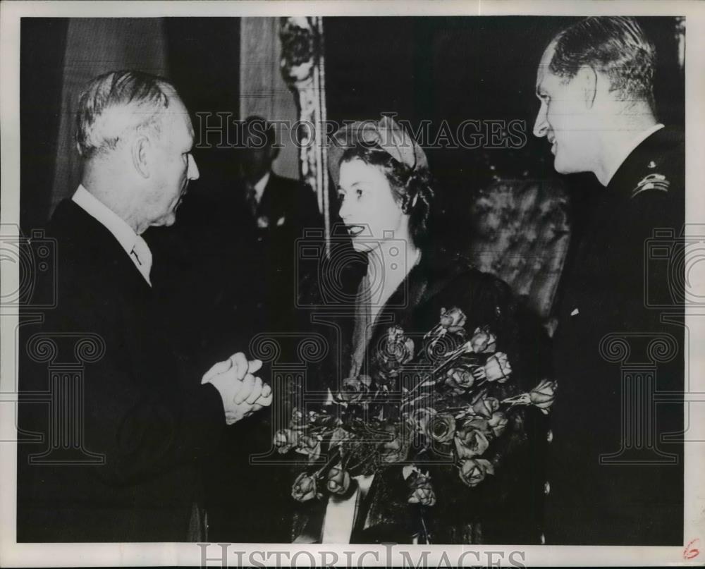 1951 Press Photo Princess Elizabeth and Prince Philip During Trip to Halifax - Historic Images