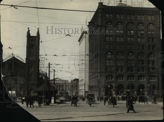 1923 Press Photo Ontario Avenue looking North from Square - Historic Images