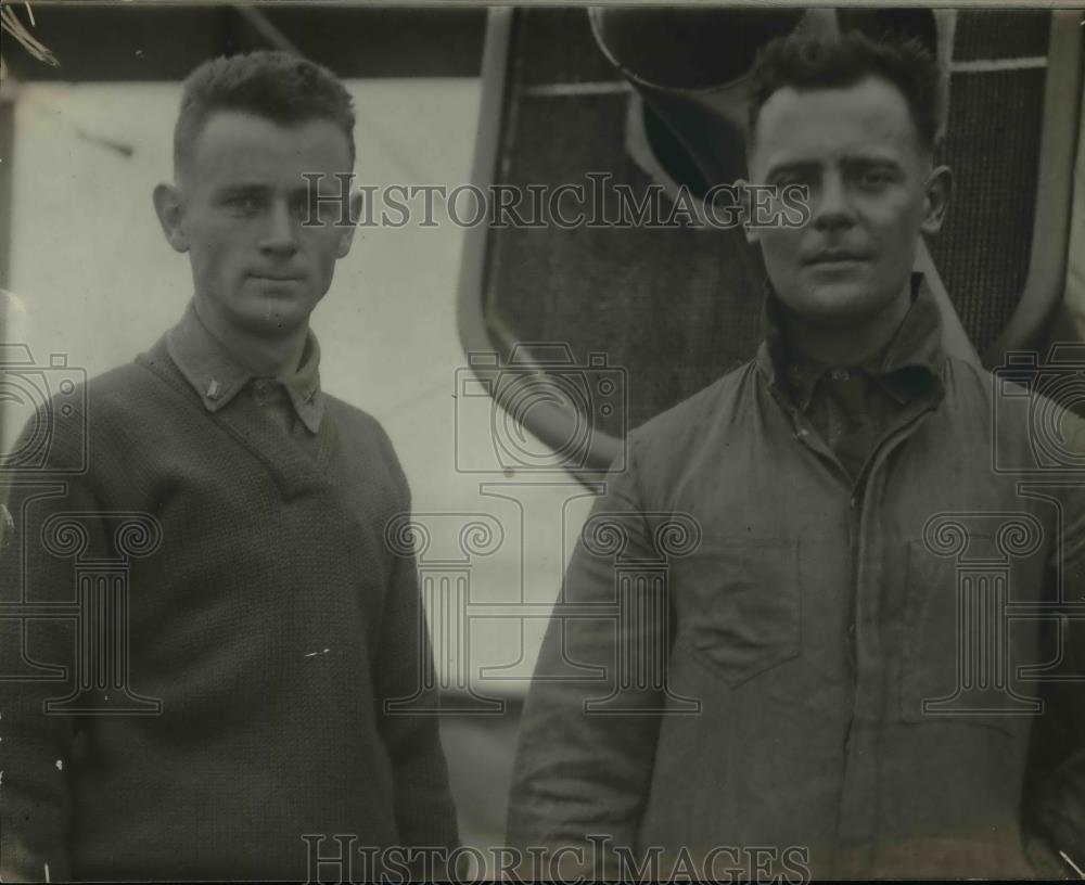 1919 Press Photo Lieutenant H.B. Chandler and Major E.B. Lyons - WWI pilots - Historic Images