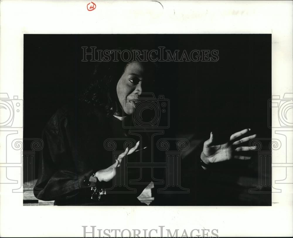 1991 Press Photo One of three sisters in Abyssinia,  played by Kimberly Harris - Historic Images