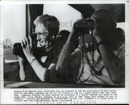 Press Photo Travels: Bruce Stacy and wife Betty tour Europe. - cvb73825 - Historic Images