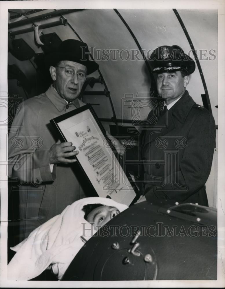 1953 Press Photo New York Mass Airlift for March of Dimes by Military Air NYC - Historic Images