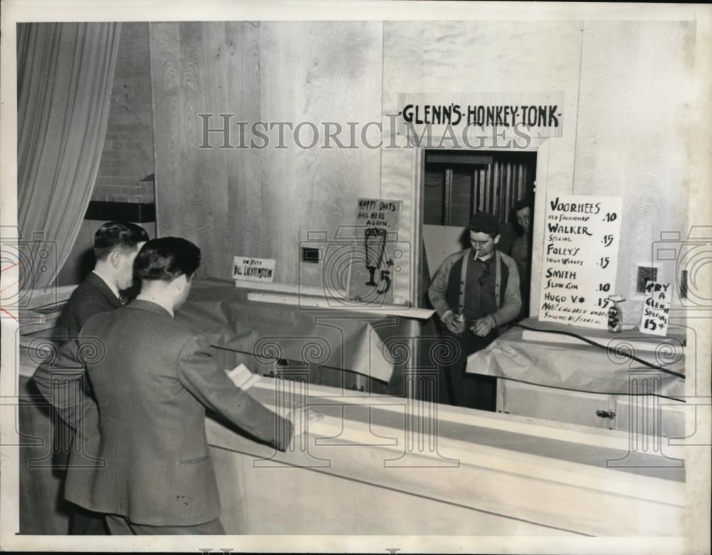 1946 Press Photo New York Basement bar erected for the UN Security Council NYC - Historic Images