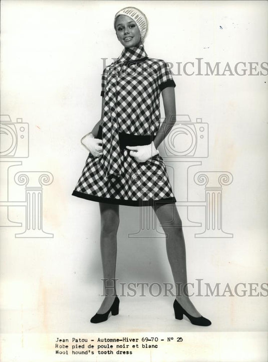 1969 Press Photo Paris' Jean Patou's Wool Hound's Tooth Dress - cvb71963 - Historic Images
