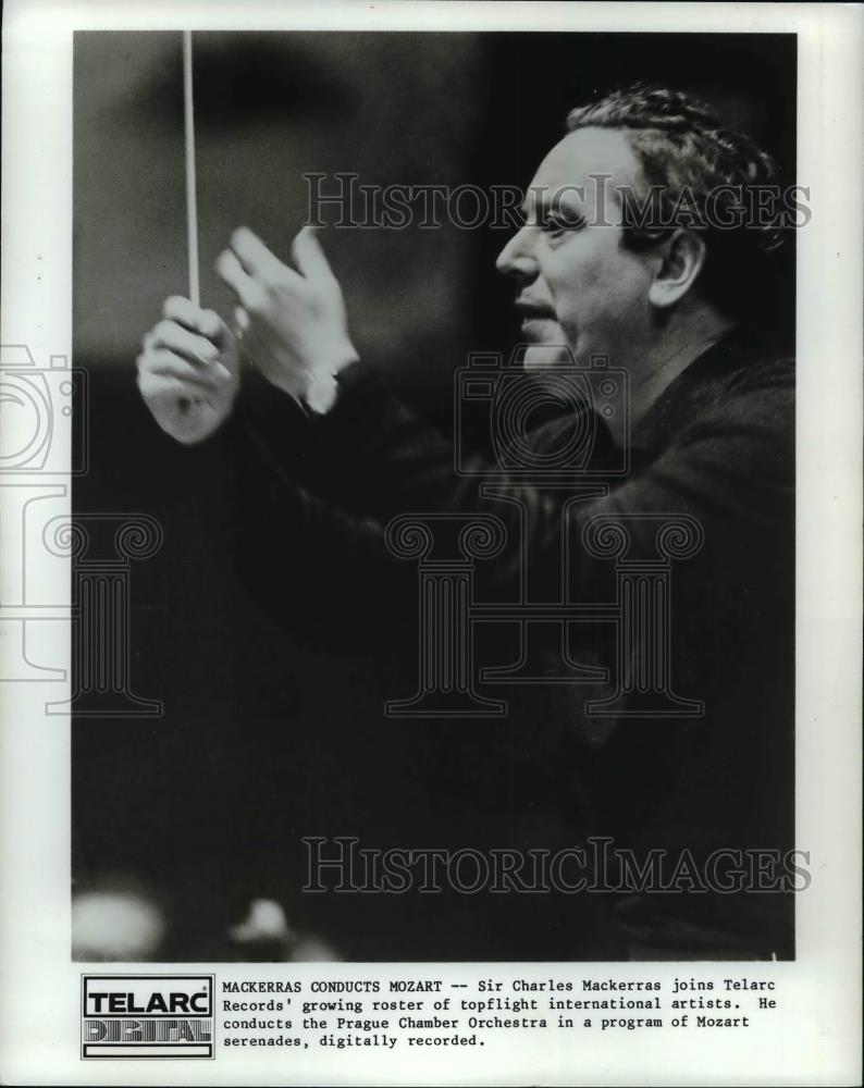 1985 Press Photo Mackerras Conducts Mozart-Sir Charles Mackerras joins Telarc - Historic Images