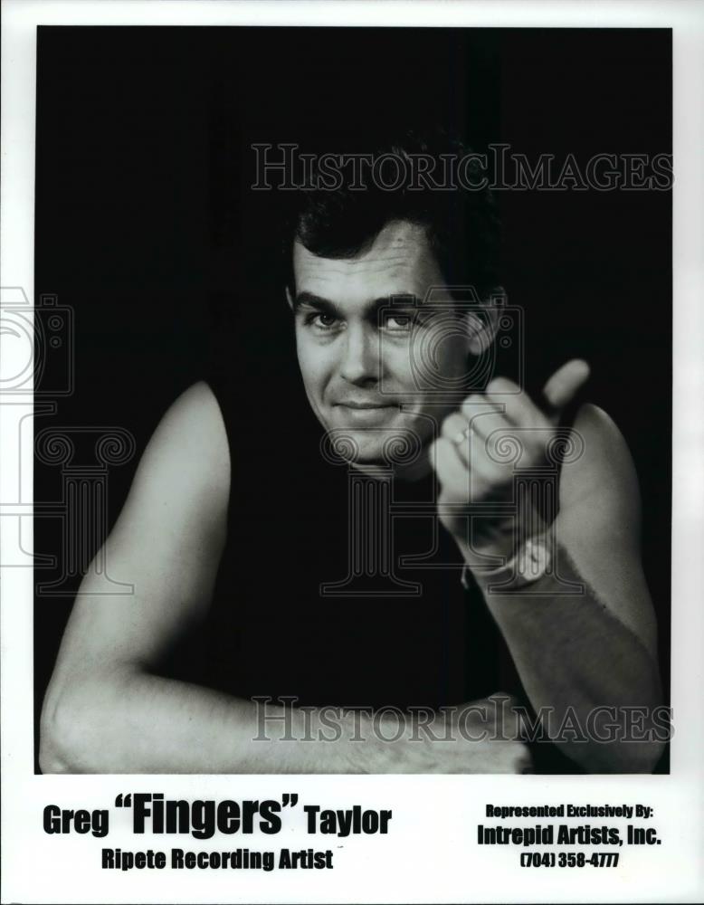 1999 Press Photo Musician Greg &quot;Fingers&quot; Taylor - cvb67950 - Historic Images