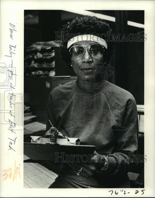 Press Photo Elanor Bailey, physical education teacher at Bast Tech. - cvb72709 - Historic Images