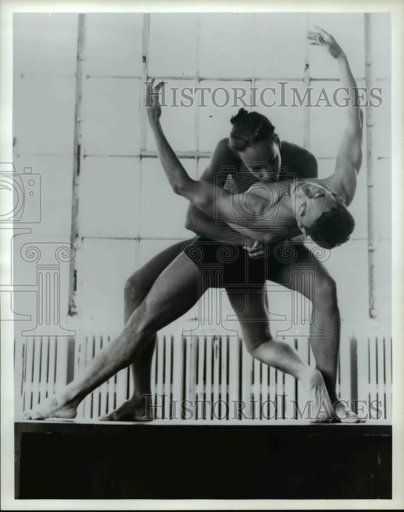 1998 Press Photo Avila/Weeks Dance Company - cvb67709 - Historic Images