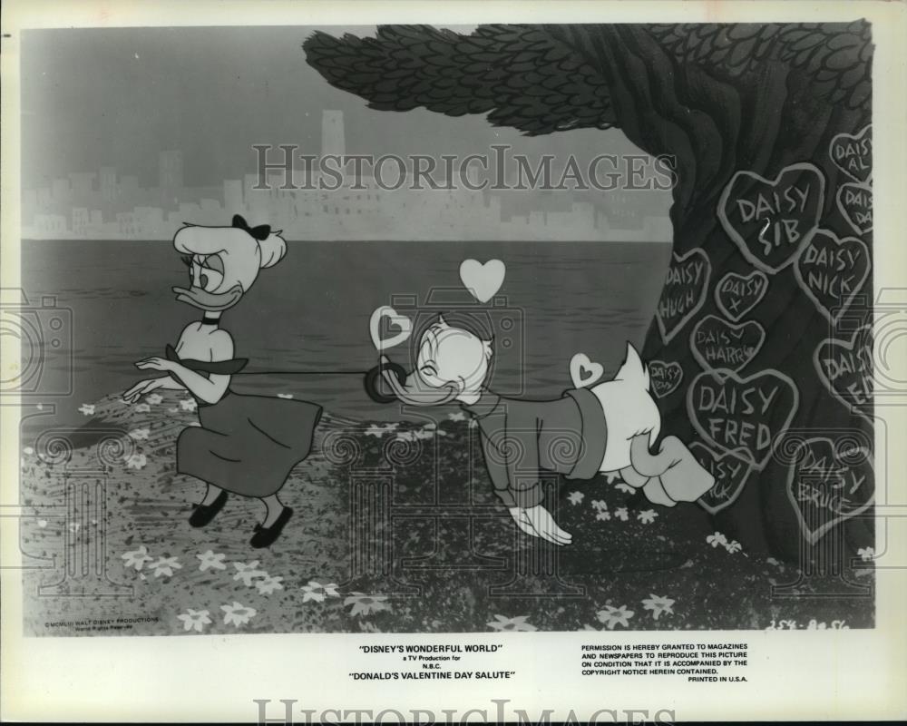 1980 Press Photo Donald&#39;s Valentine Day Salute  - cvb72021 - Historic Images