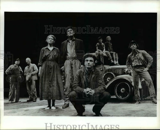 1995 Press Photo The cast of "The Grapes of Wrath" in The Cleveland Play House - Historic Images