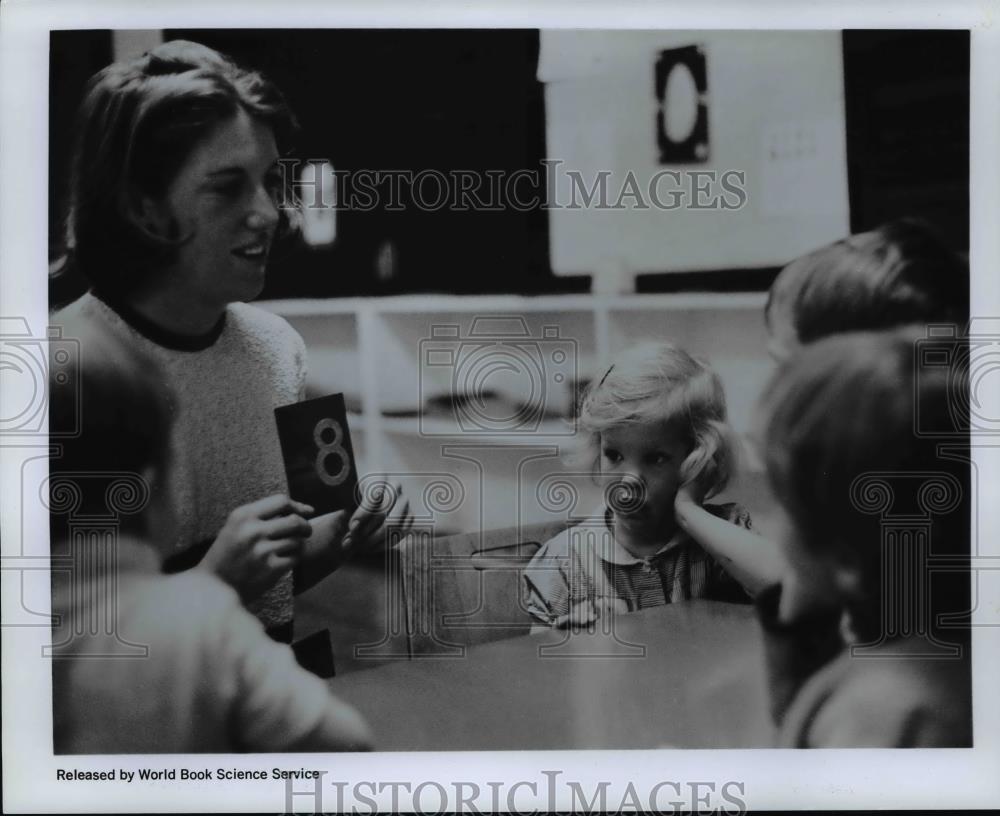 1968 Press Photo: Montessori Schools, children with their teacher  - cvb58461 - Historic Images