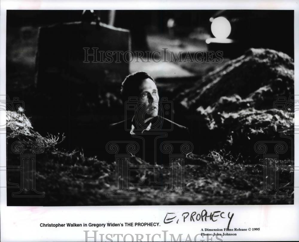 1995 Press Photo Christopher Walken in Gregory Widens The Prophecy  - cvb68404 - Historic Images