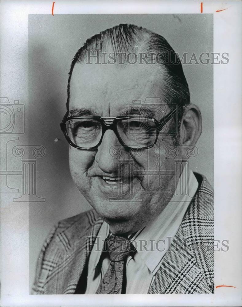 1977 Press Photo Dan Taylor, Lorain Sports Hall of Fame - cvb67954 - Historic Images