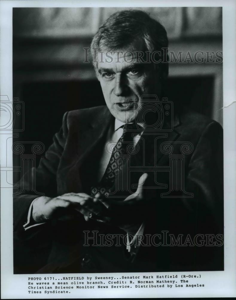 Press Photo Senator Mark Hatfield - cvb58825 - Historic Images