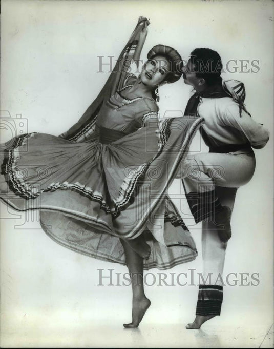 1986 Press Photo The All Nations Dance Company - cvb67732 - Historic Images