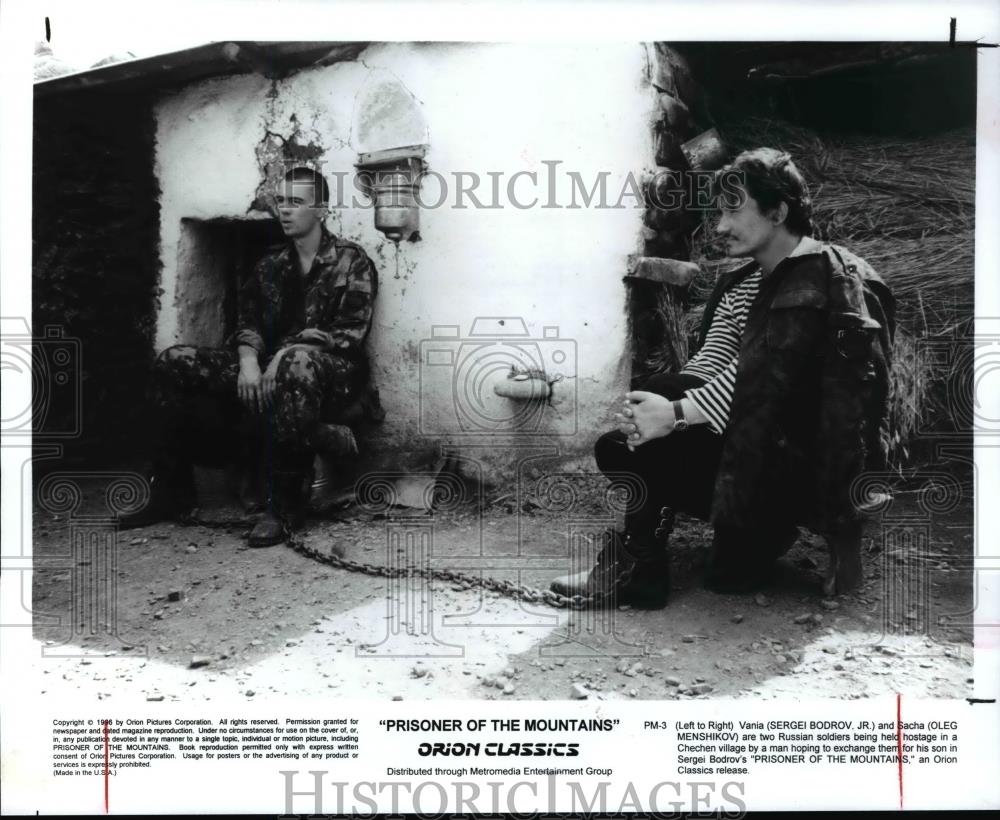 1997 Press Photo Cast from the Film Prisoner of the Mountains. - cvb68407 - Historic Images