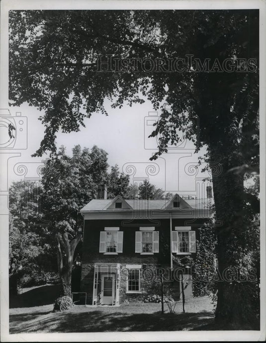 1956 Press Photo  - cvb71992 - Historic Images