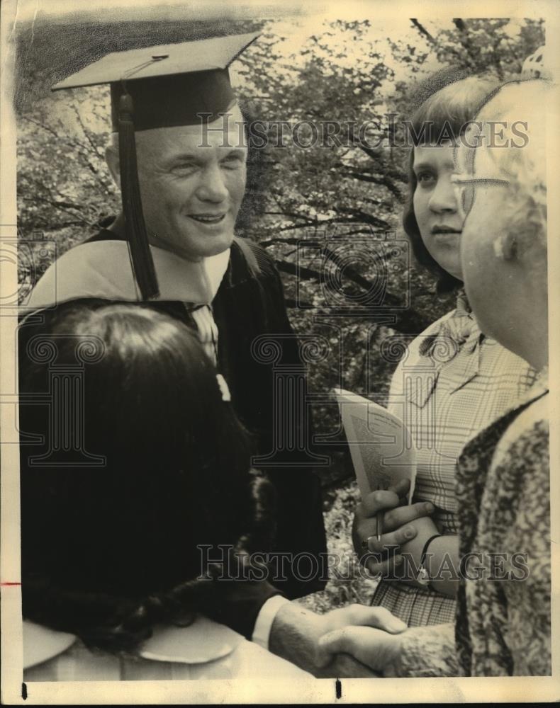 1961 Press Photo Lt. Col. John Glenn-honorary doctorate at  Muskingum College - Historic Images