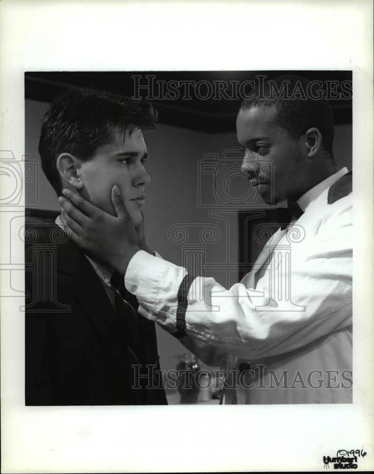 1996 Press Photo L-R Daniel D'Andrea as Hally and Rodney Chaise Williams - Historic Images