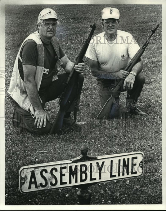 1980 Press Photo Frank Walker, brother Harvey Walker-High Power Rifle Contest - Historic Images