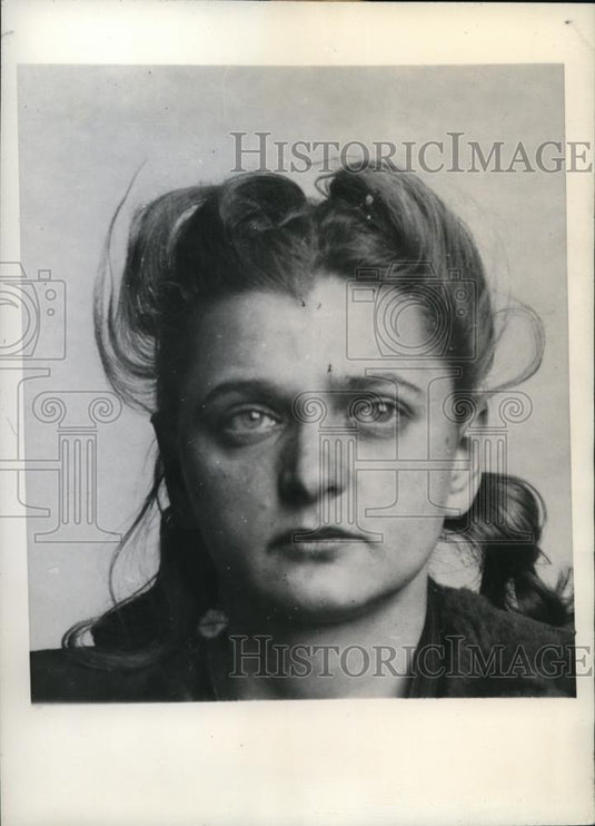 1946 Press Photo New York Catherine Grider & husband arrested after robbery NYC - Historic Images