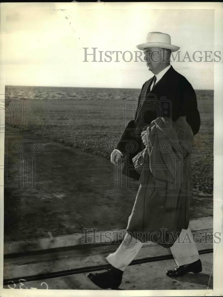 1937 Press Photo Business Man John Oilman d&#39; Arey Paul - nee96444 - Historic Images