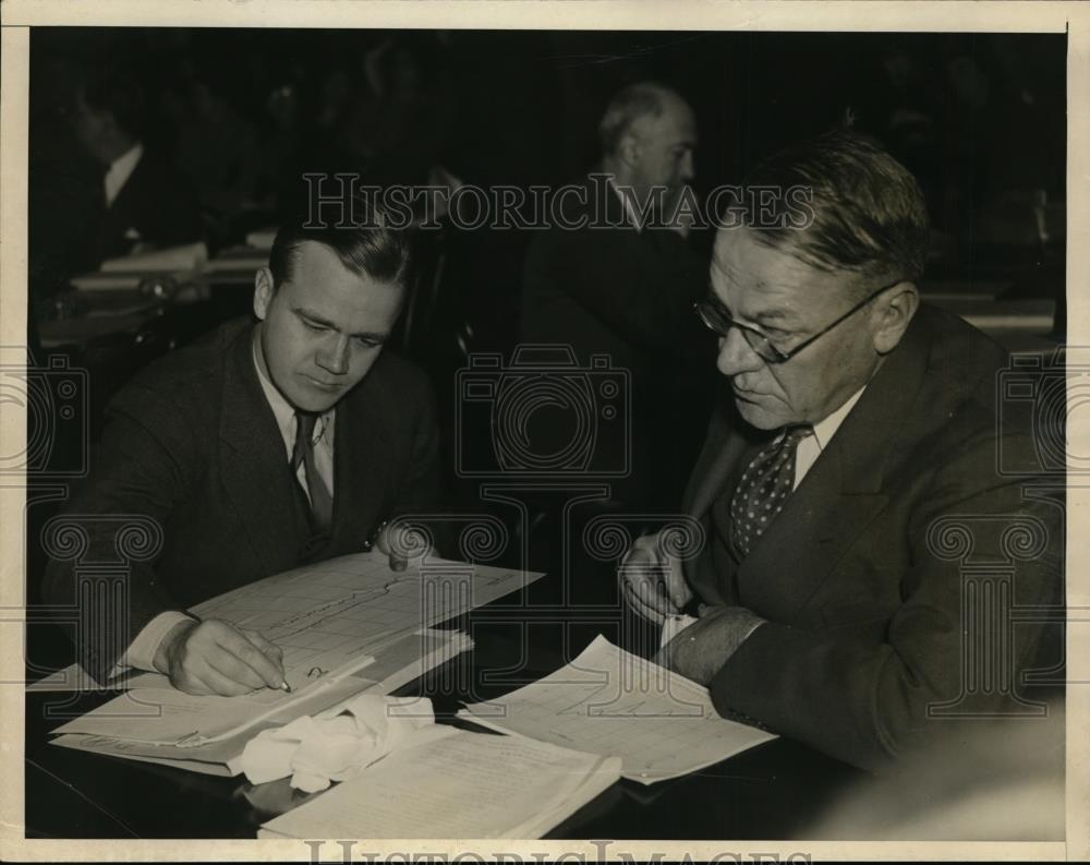 1935 Press Photo Lt.Kilbourne Johnson and Gen. Johnson at Senate Finance Hearing - Historic Images