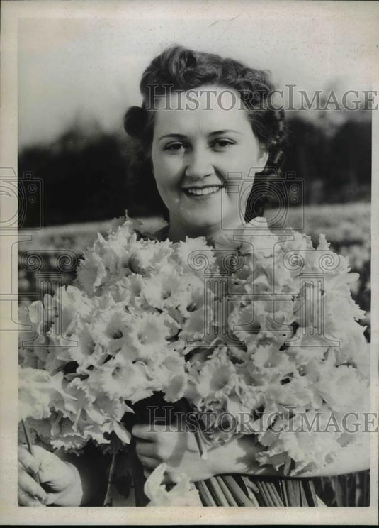 1939 Press Photo Bette Lee Queen of the Annual Puyallup Valley Daffodil Festival - Historic Images