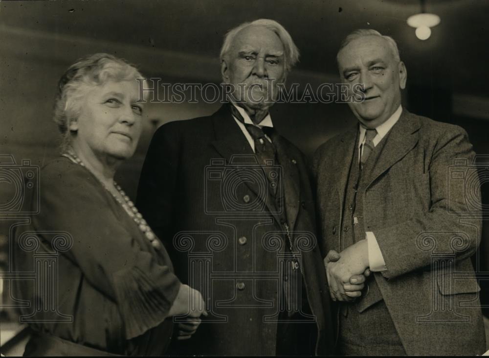 1923 Press Photo A.J. Huntoon, 92 years of age retired in Goverment for 68 years - Historic Images