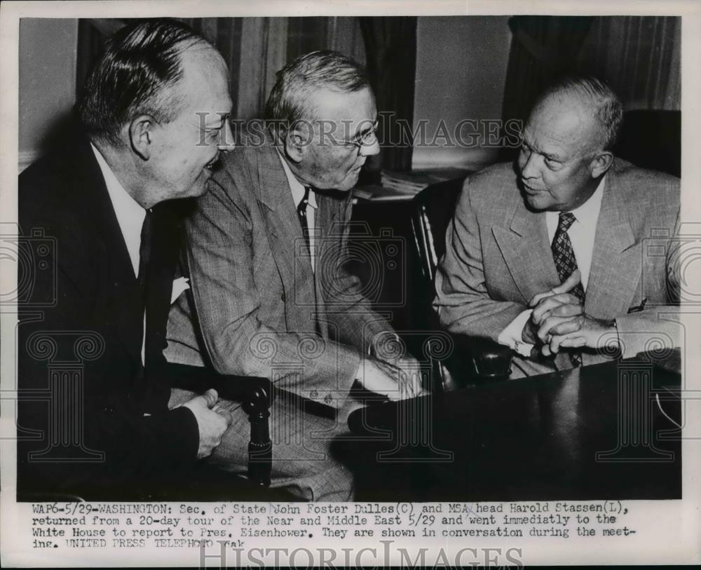 1953 Press Photo Pres.Eisenhower with Sec. of State John Foster Dulles - Historic Images