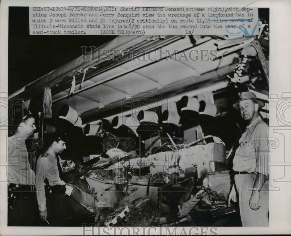 1951 Press Photo Wreckage Of The Greyhound Bus After The Accident - nee96207 - Historic Images