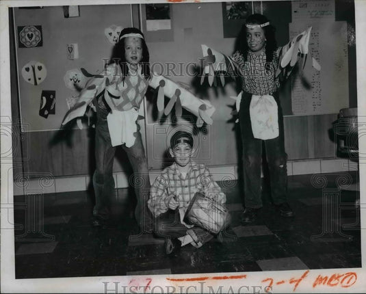 1956 Press Photo Children in Costume at Southlyn School in South Euclid, OH - Historic Images