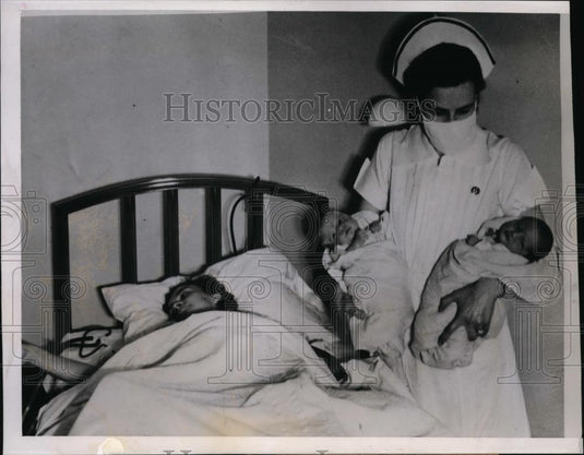 1938 Press Photo 2nd set of twins born to Mr & Mrs Frank Easley - nee94424 - Historic Images