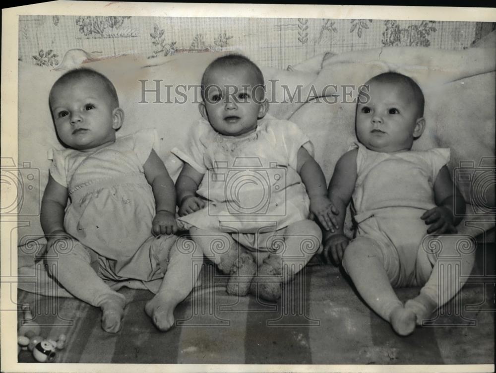 1939 Press Photo 6-Month-Old Stillman Triplets During Custody Battle - nef04552 - Historic Images