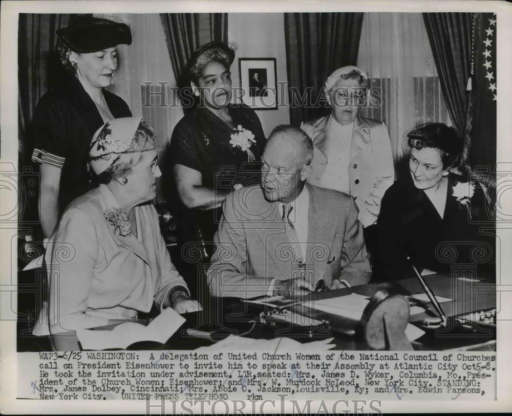 1953 Press Photo Pres.Eisenhower with delegation of Natl. Council of Churches - Historic Images