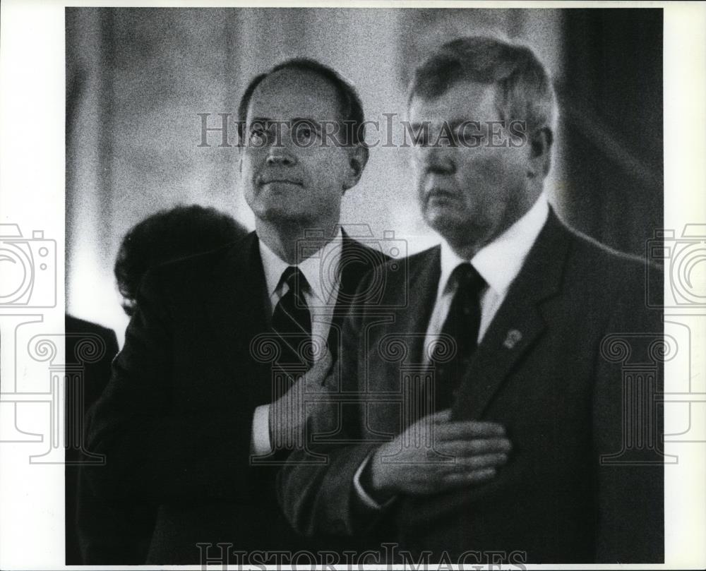 1990 Press Photo Attorney General Dick Thornburgh and US Attorney John
