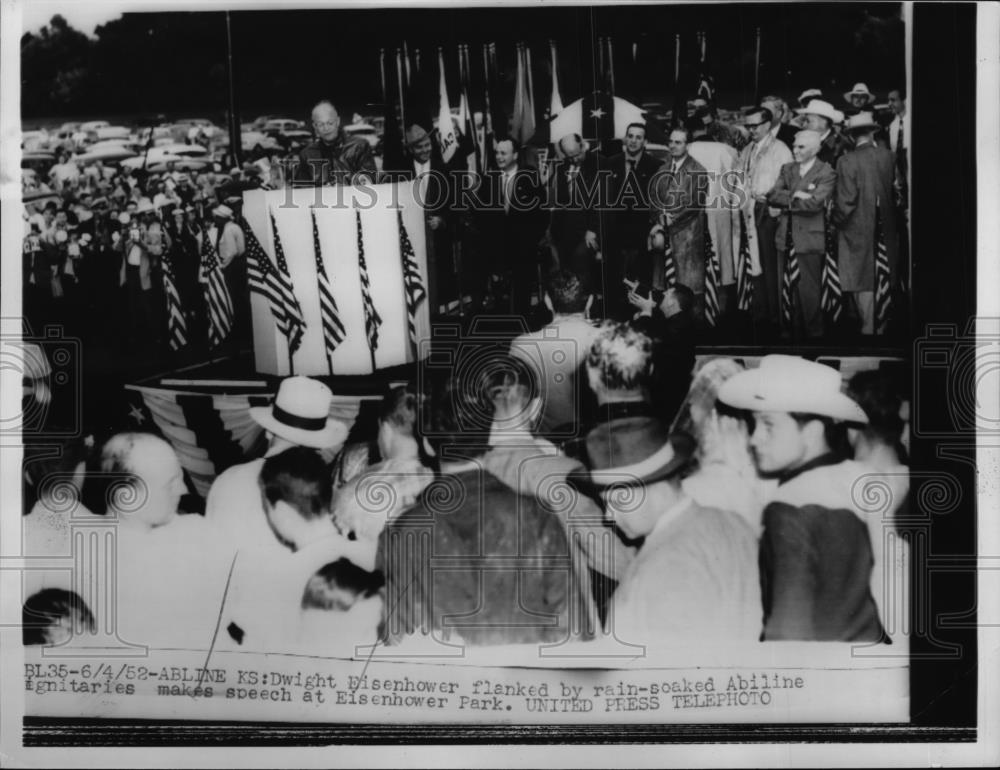 1952 Press Photo President Dwight D. Eisenhower During Park Speech - nee99962 - Historic Images