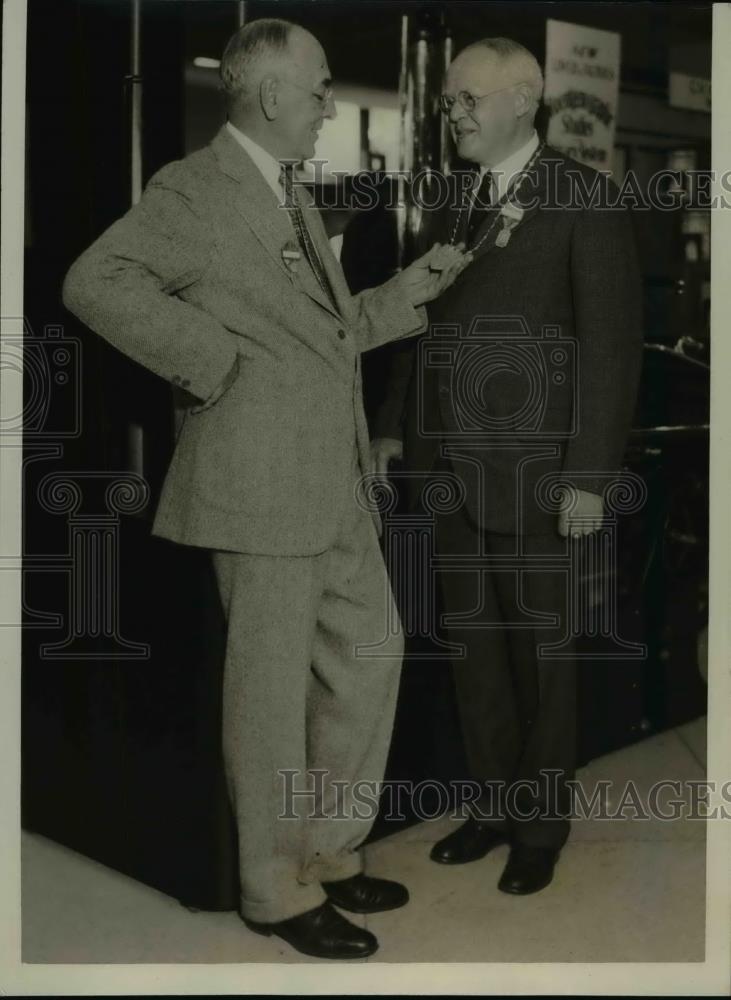 1933 Press Photo Dr. Byron Jackson And Dr. Henry Hancoast - nee95993 - Historic Images