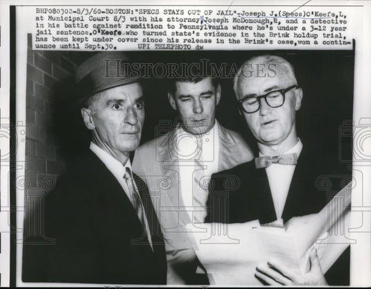 1960 Press Photo Joseph O'Keefe, attorney Joe McDonough at court in Boston - Historic Images
